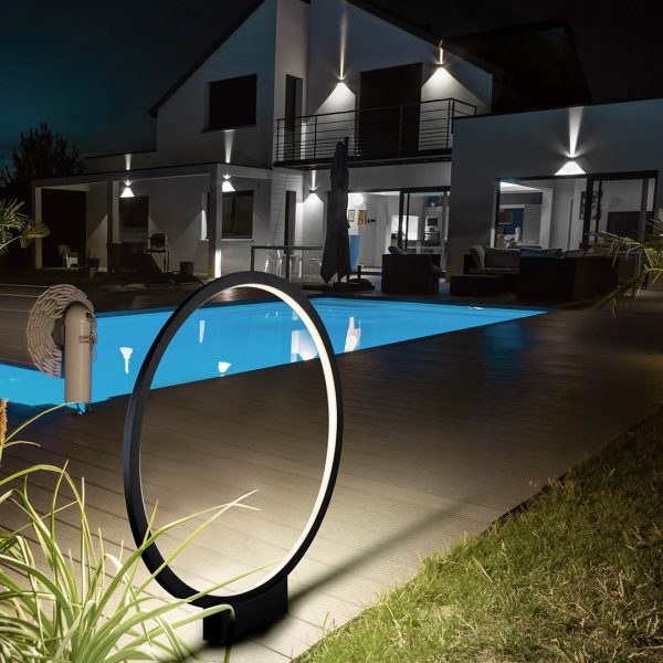 Iluminação para piscina